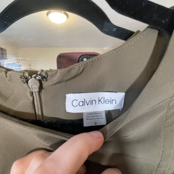 NWT - Calvin Klein Tulip Sleeve A-Line Dress in Green with waist tie - Size 8 - Picture 5 of 7